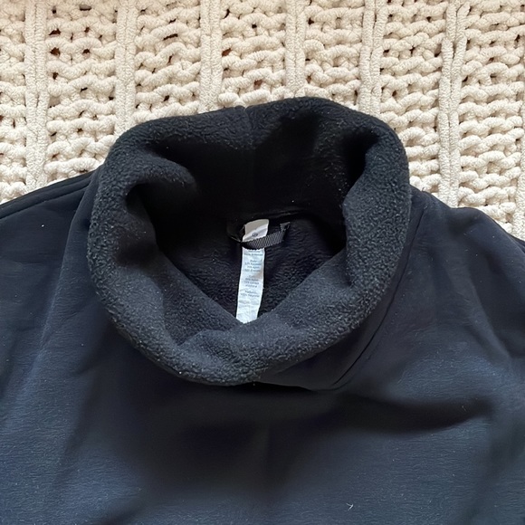Lululemon Black Turtle Neck Fleece Size 4 - Picture 4 of 6